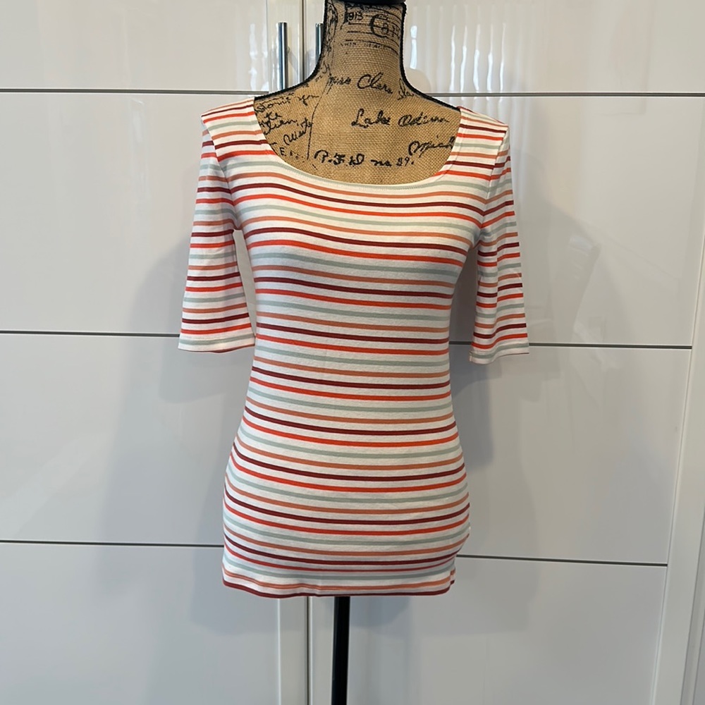 Gap modern T